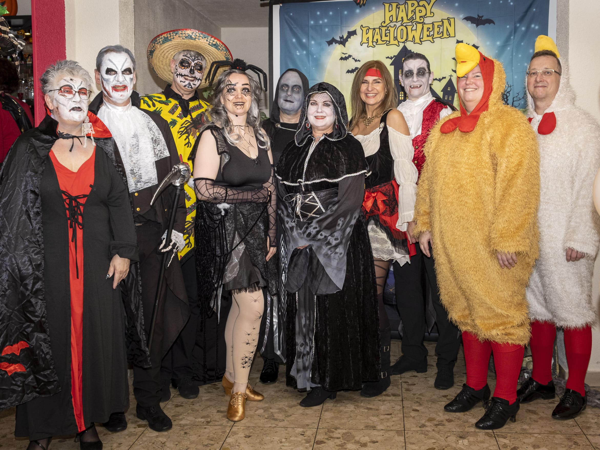 05 22-10-0004 Halloween im Creativ