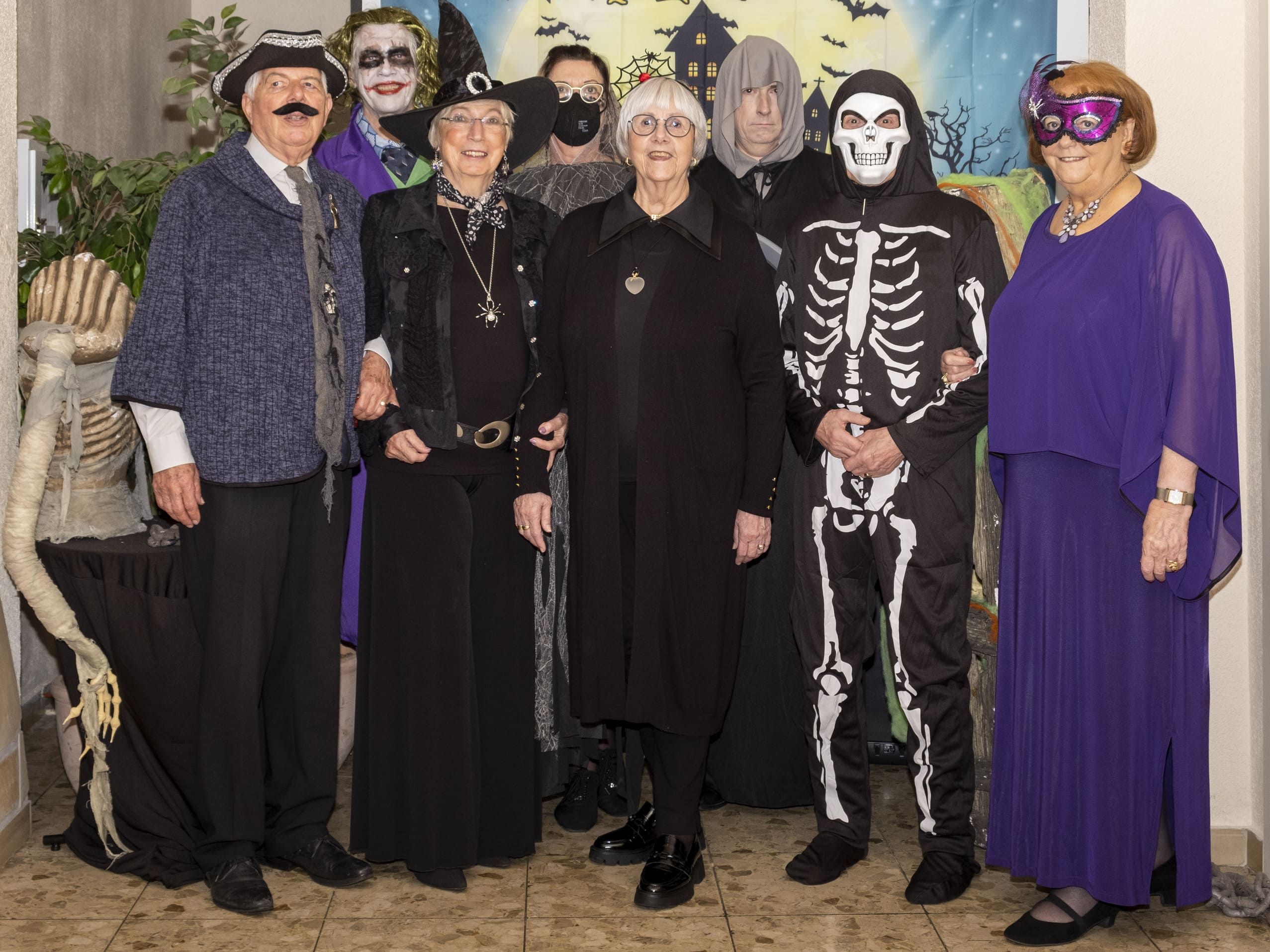 10 22-10-0010 Halloween im Creativ